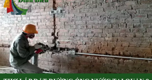 Thợ lắp đặt đường ống nước tại quận 9